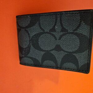 Coach Signature Card Holder Wallet NWT